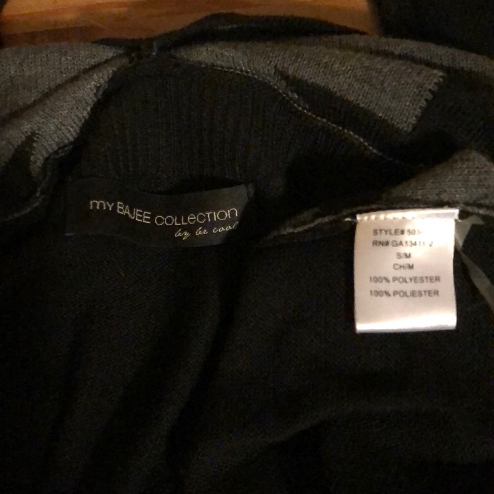 Sweater - Picture 2 of 2